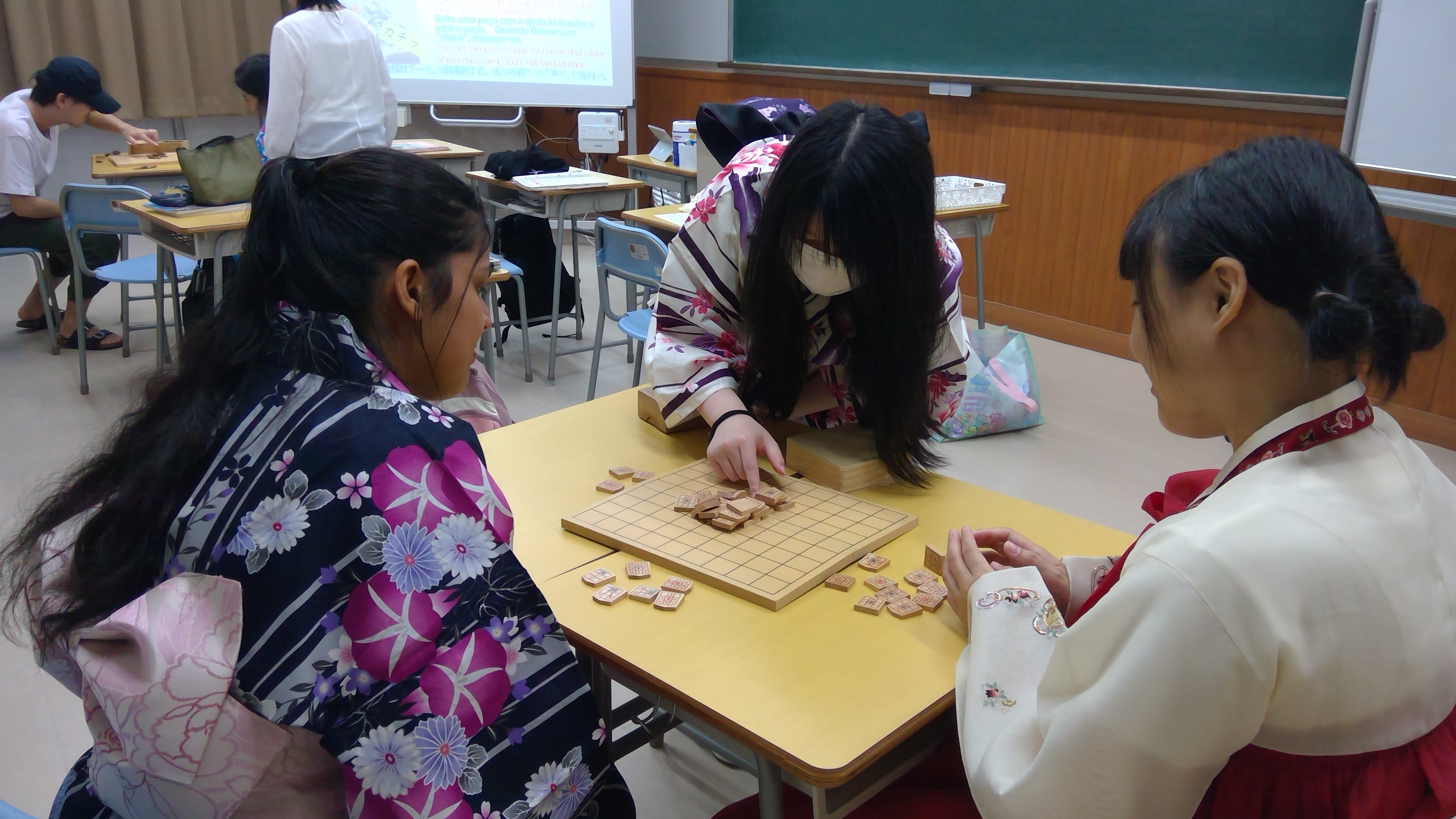 WIN_20251008_18_35_21_Pro