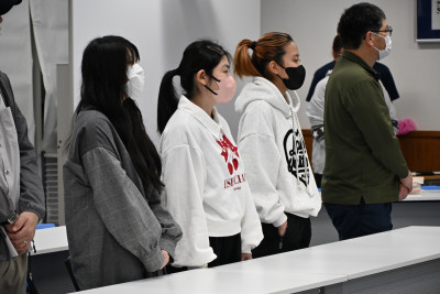 04_0410 対面式（写真②）