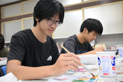 22_0909 美術（写真③）